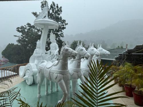 WhatsApp-Image-2024-10-15-at-7.00.19-AM-4